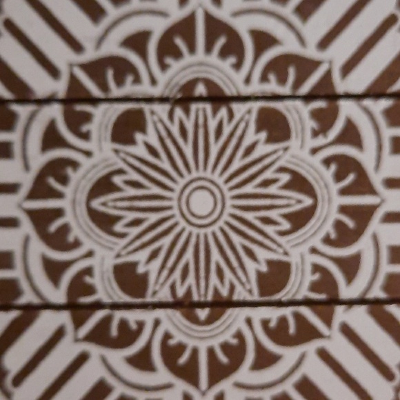 Meet your Posher, Jackie - Picture 1 of 1